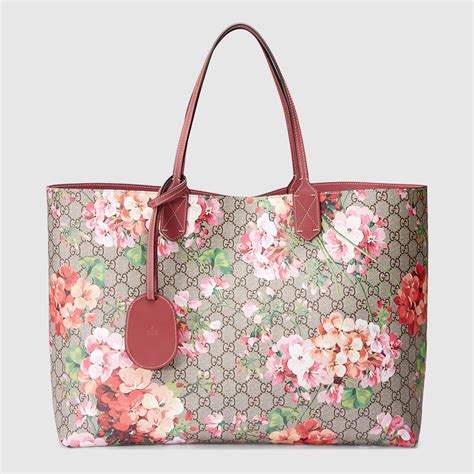 gucci reversible gg blooms medium tote|Gucci gg supreme reversible tote.